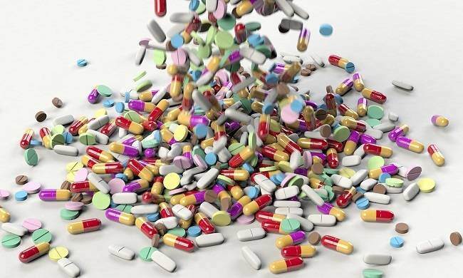 Behind the headline - Too many hooked on prescription drugs (1)